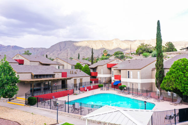 El Paso, TX
Purchase Price: $10.9 Million
Purchased in 2020
Projected AAR: 16%+
160 Units
Rent Upside: $250+/Unit
Recession Tested at 33%